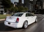 Chrysler 300C Motown 2013 года